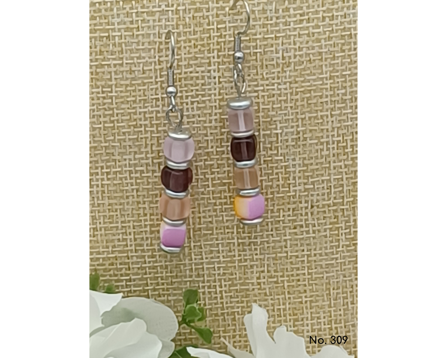 Ohrringe Glasperlen, Würfel mit Silberlinse, Celine