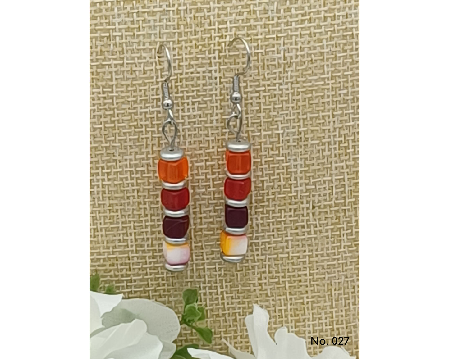 Ohrringe Glasperlen, Würfel mit Silberlinse, Celine