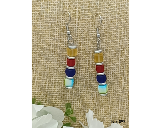 Ohrringe Glasperlen, Würfel mit Silberlinse, Celine