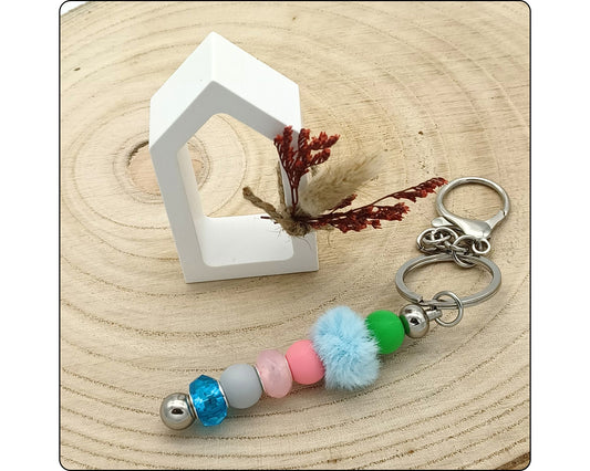 Schlüsselanhänger verschiedene, Puschel und Großlochperlen