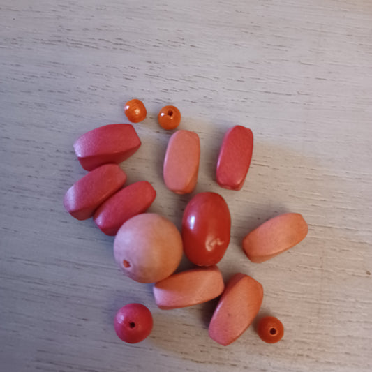 Holzperlen lose, diverse Formen rötlich, 50g