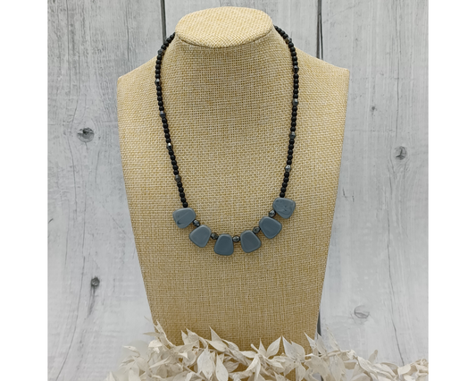 Unikat schwarze Perlen als Collier- mit grauen Perlen- Svea