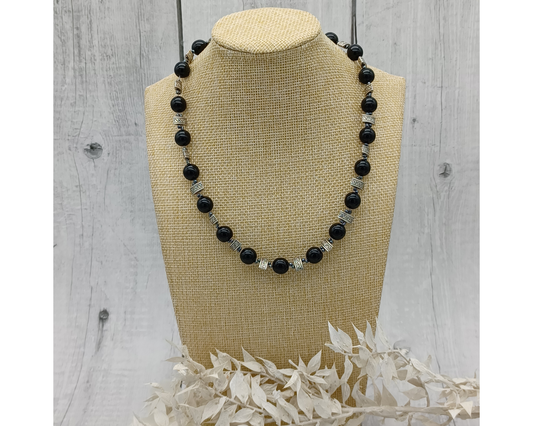 Unikat schwarze Perlen- Silbernes Modul- Soline