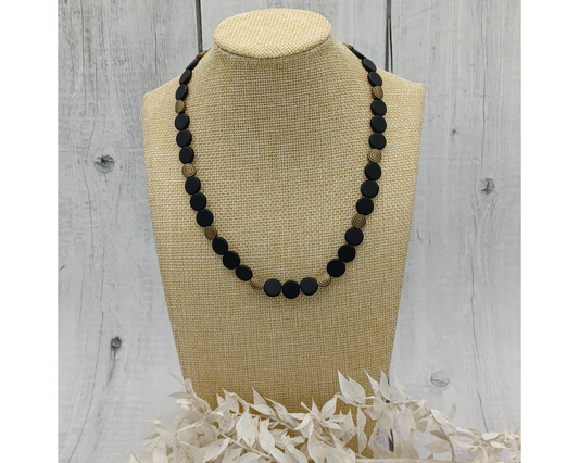 Unikat schwarze Perlen- Plättchen mit bronzefarbenen Ornamenten- Sarina