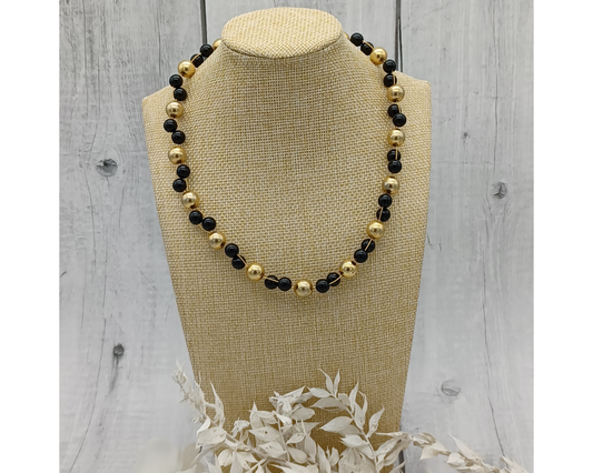 Unikat Perle Perle schwarz, mit goldenen Perlen- Sibille