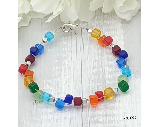 Armband Glasperlen, Würfelform gewuselt, Mira