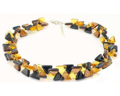 Halskette Triangel - Böhmische Glasperlen in glänzenden Dreiecken