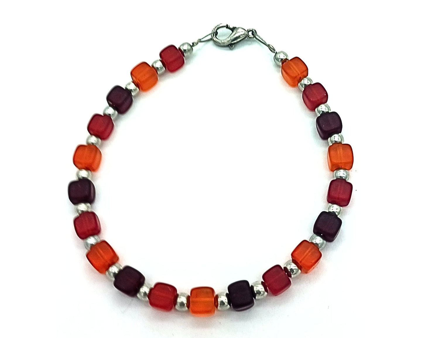 Armband Lilie- Böhmische Glasperlen in klassischer Würfelform mit Silberperle (Glas)