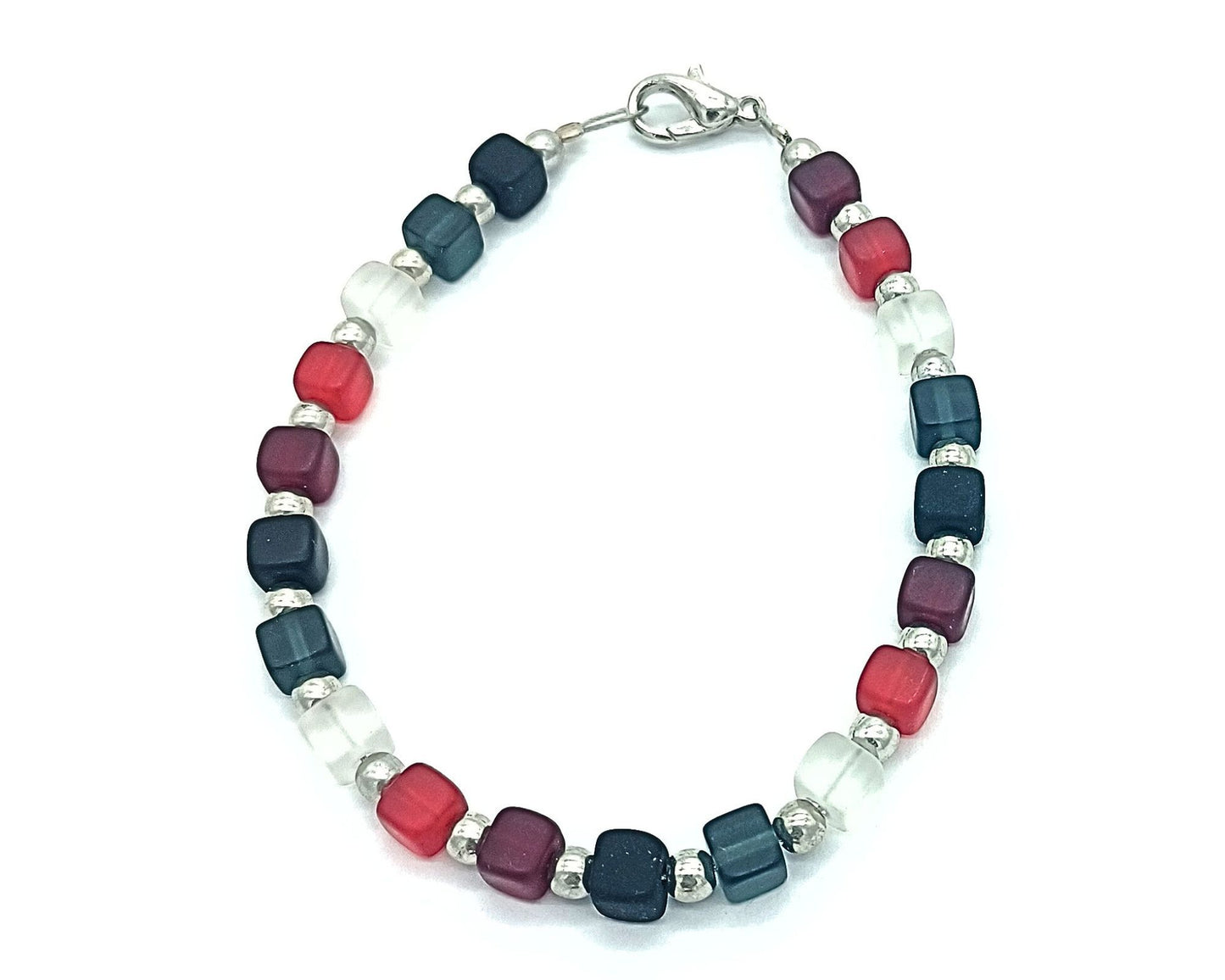 Armband Lilie- Böhmische Glasperlen in klassischer Würfelform mit Silberperle (Glas)