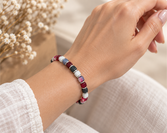 Armband Glasperlen, Würfel mit Silberlinse, Celine