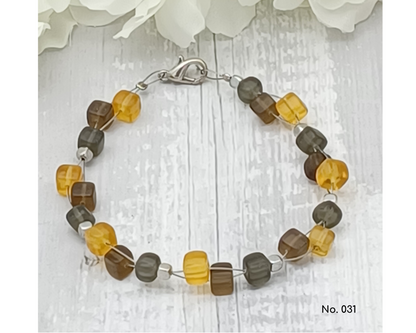 Armband Glasperlen, Würfelform gewuselt, Mira